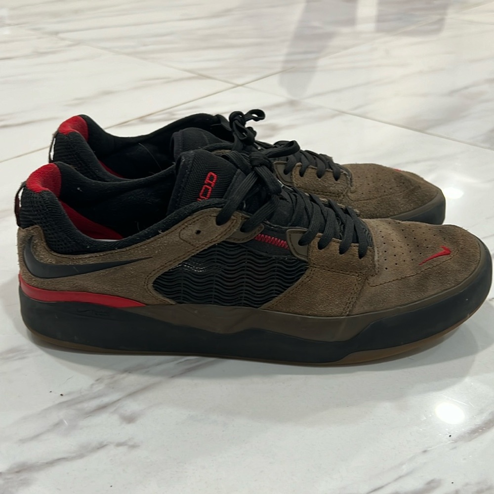 Nike Skateboarding Shoes- Good Condition- Size 11.5